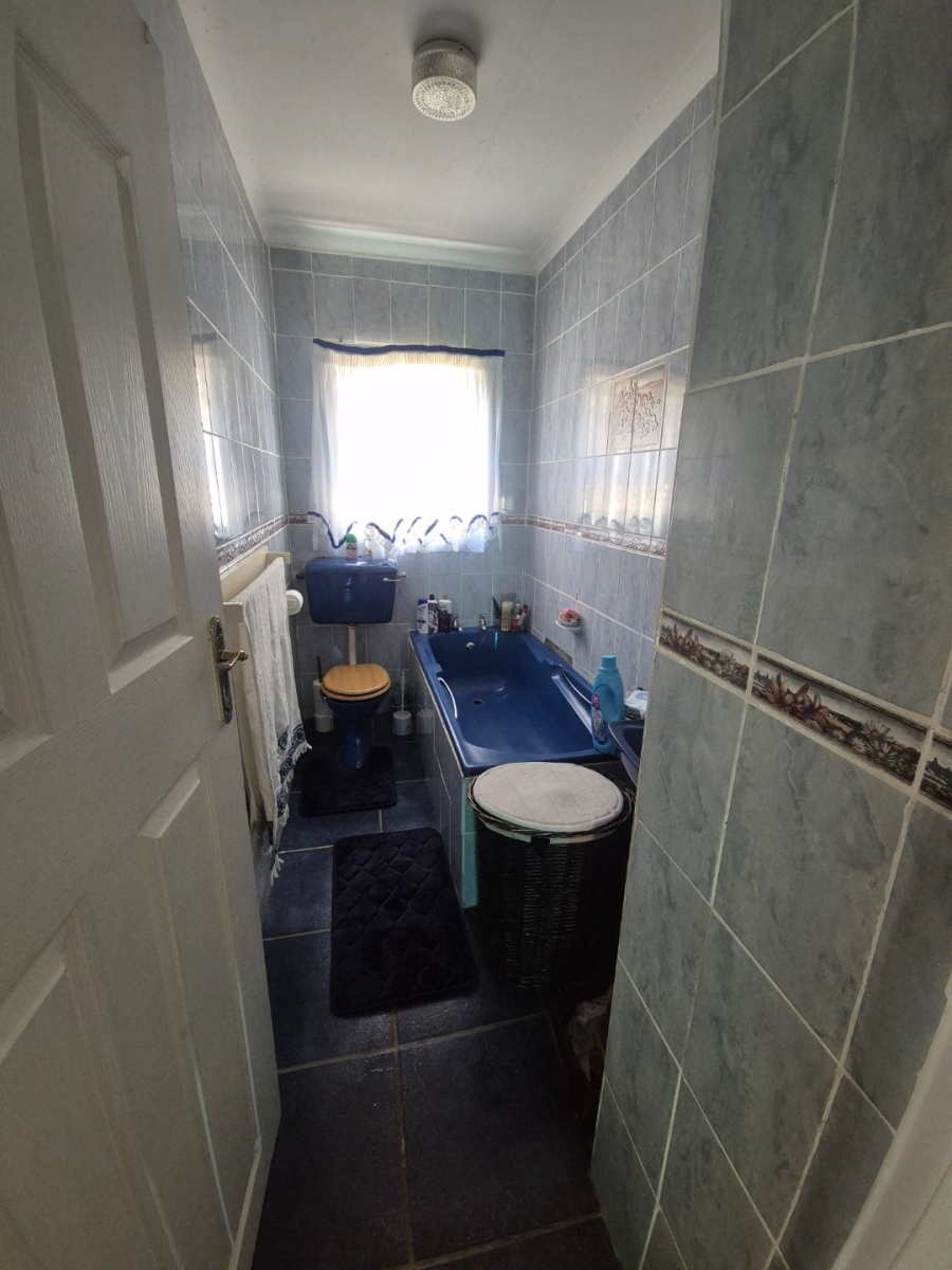 3 Bedroom Property for Sale in Kwamagxaki Eastern Cape